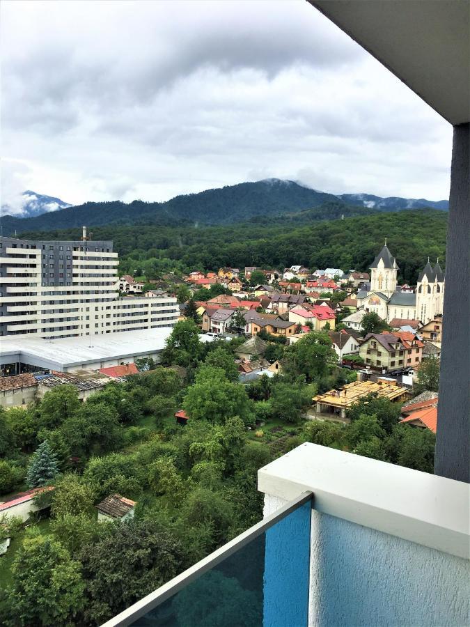 Appartamento Mountain View Escape Braşov Esterno foto