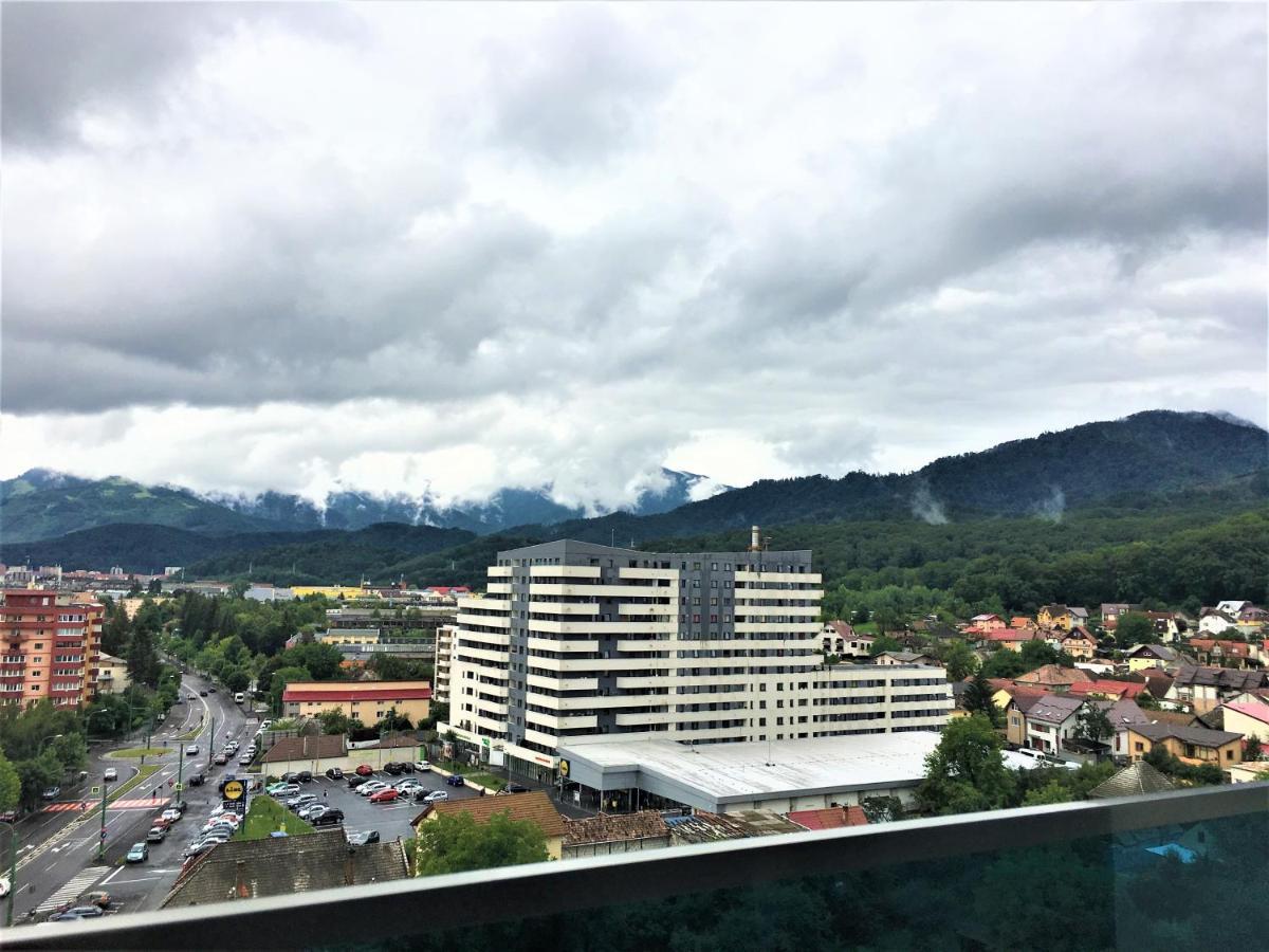 Appartamento Mountain View Escape Braşov Esterno foto